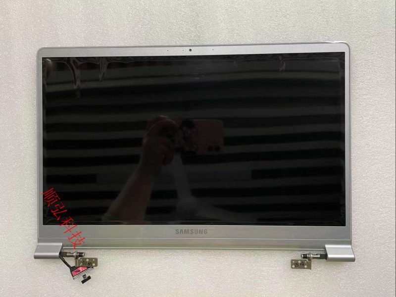 Màn hình Samsung NP900X5L NP900X5J 900X5N liền khung cụm nửa trên