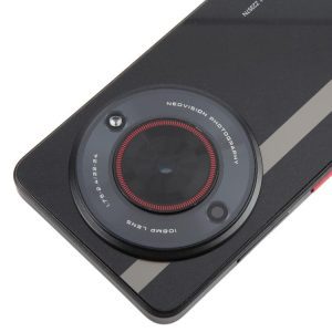 Lưng kính ZTE nubia Focus có Nắp ống kính máy ảnh 14 ZTE nubia Focus 3